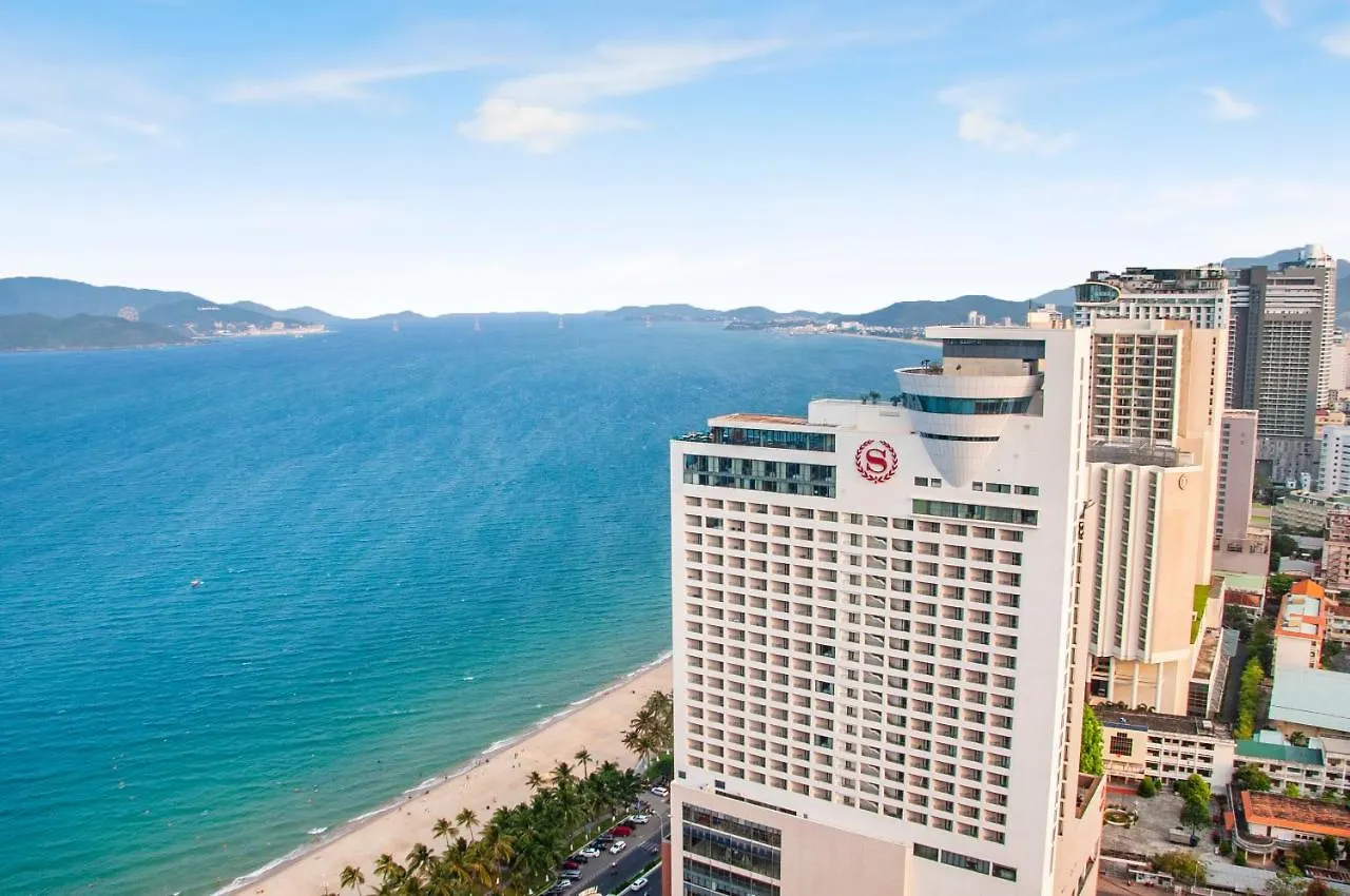 De' Lora Goldcoast Apartment Нячанг