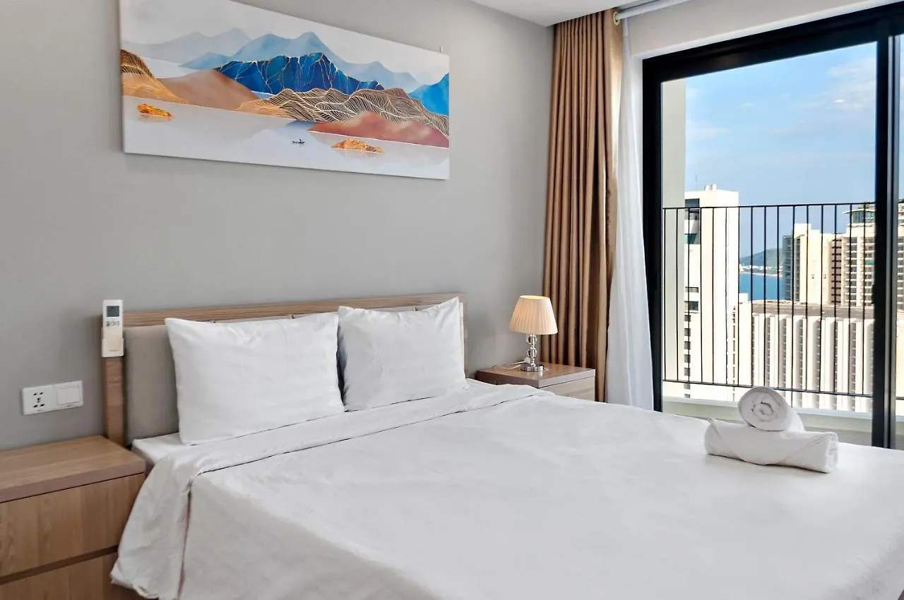 De' Lora Goldcoast Apartment Нячанг
