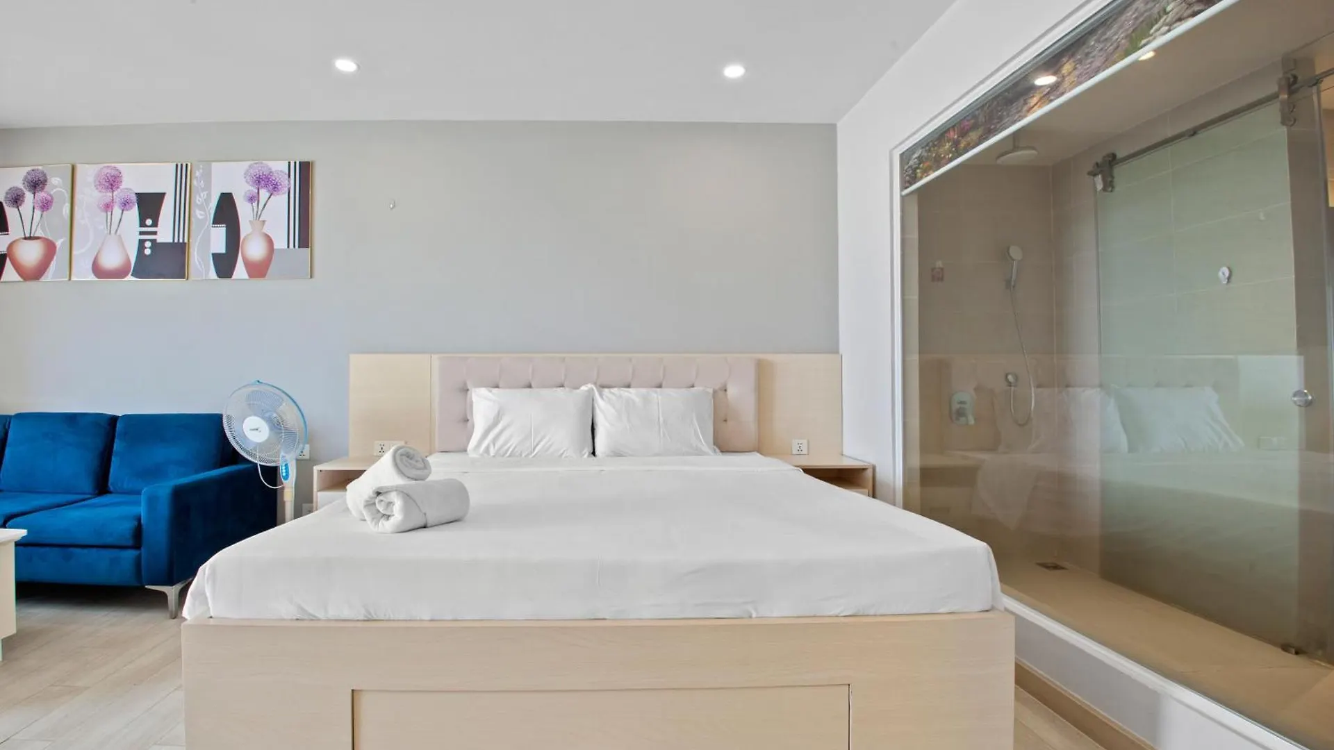 De' Lora Goldcoast Apartment Нячанг Вьетнам