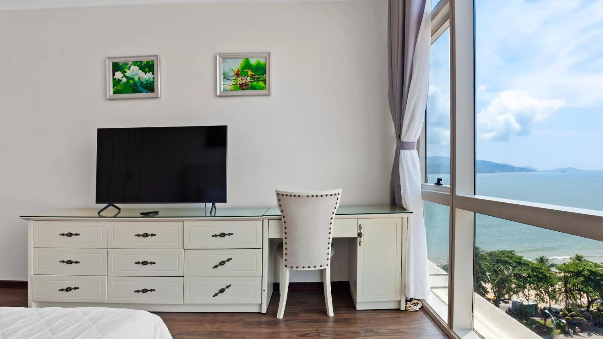 De' Lora Goldcoast Apartment Нячанг Вьетнам