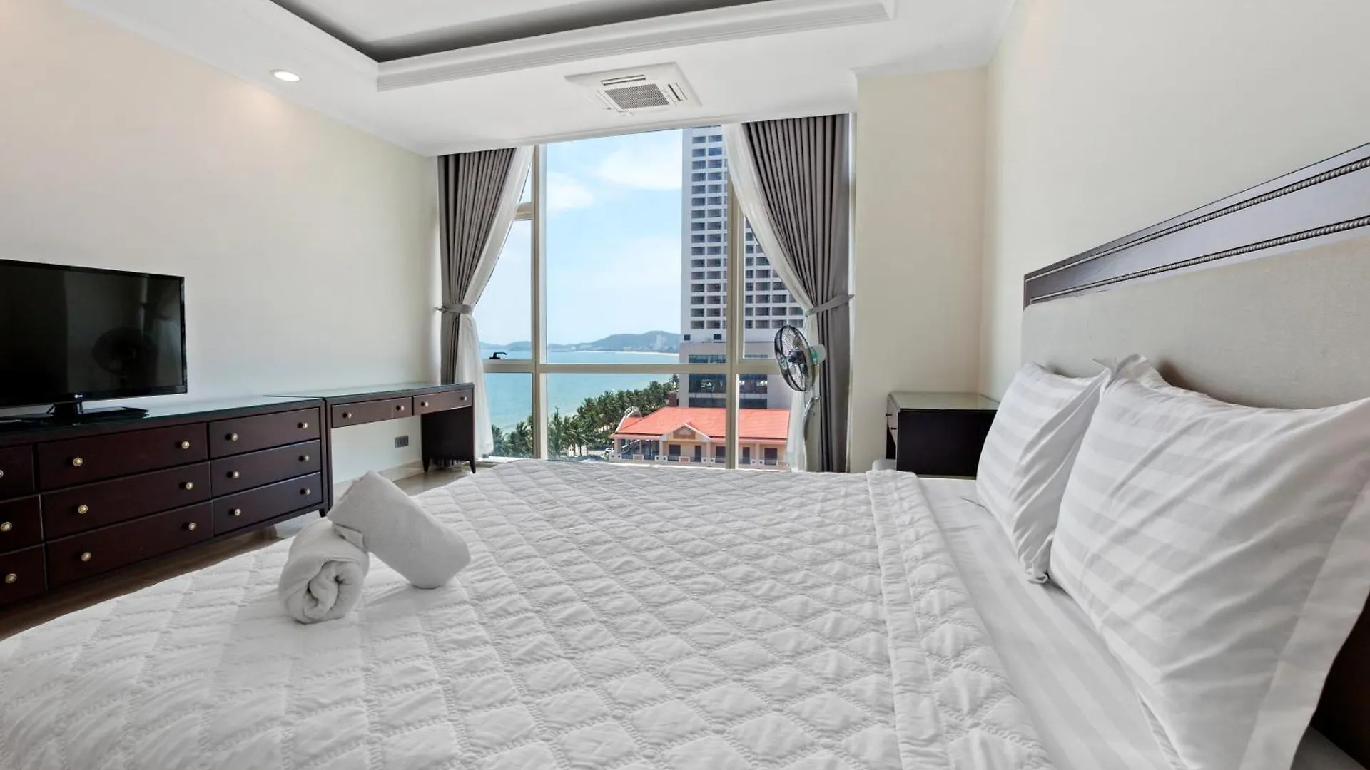 De' Lora Goldcoast Apartment Nha Trang