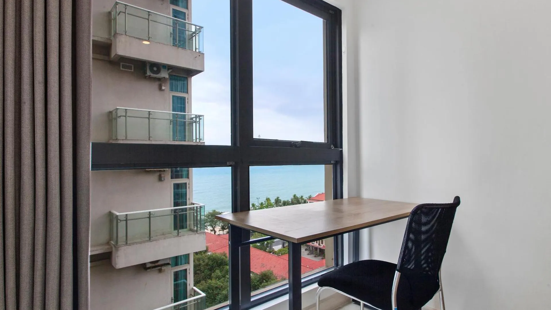 De' Lora Goldcoast Apartment Нячанг 0*,  Вьетнам
