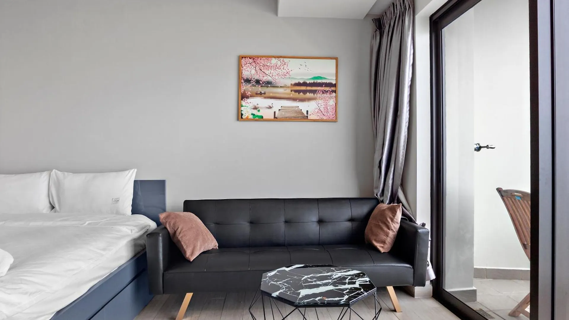 De' Lora Goldcoast Apartment Нячанг 0*,  Вьетнам