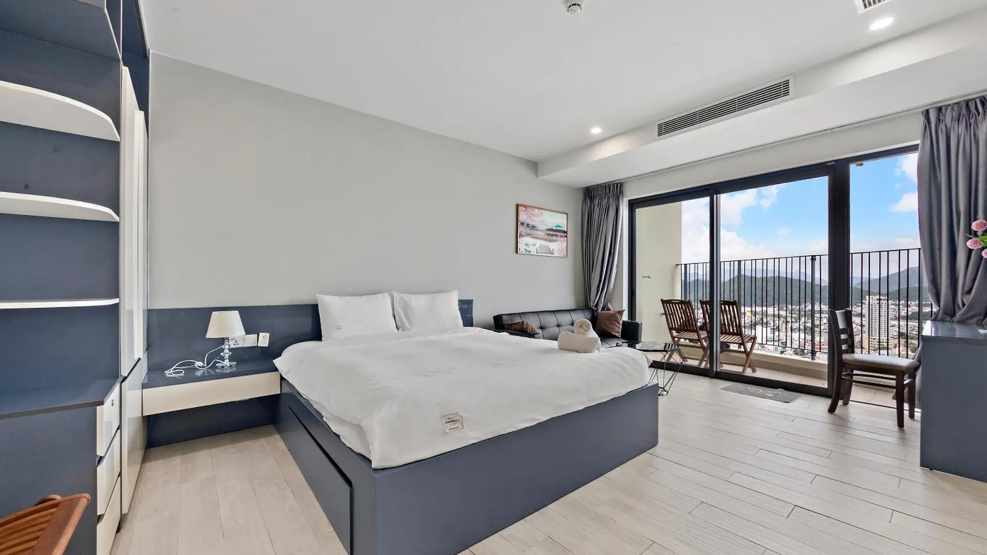De' Lora Goldcoast Apartment Nha Trang 0*,  Vietnam