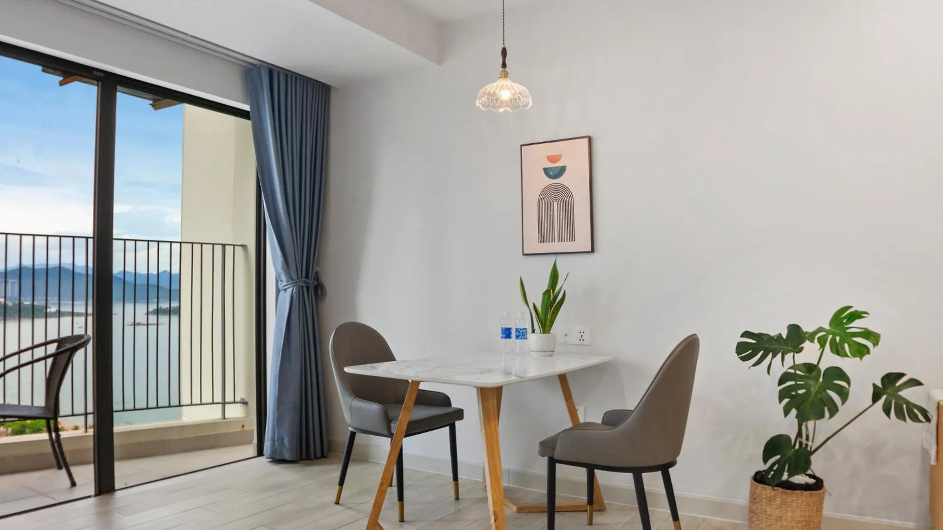 De' Lora Goldcoast Apartment Нячанг Вьетнам