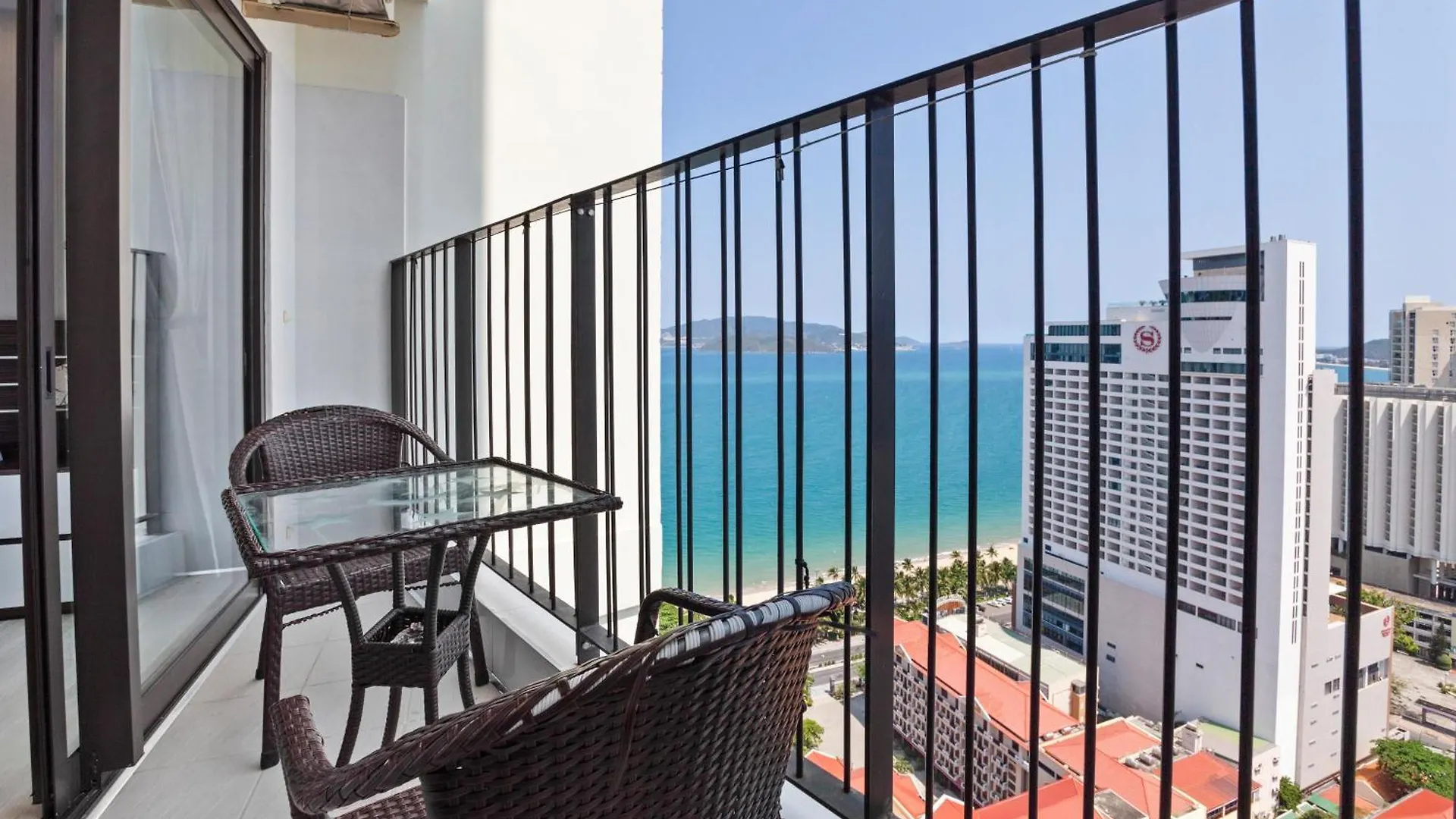 De' Lora Goldcoast Apartment Nha Trang